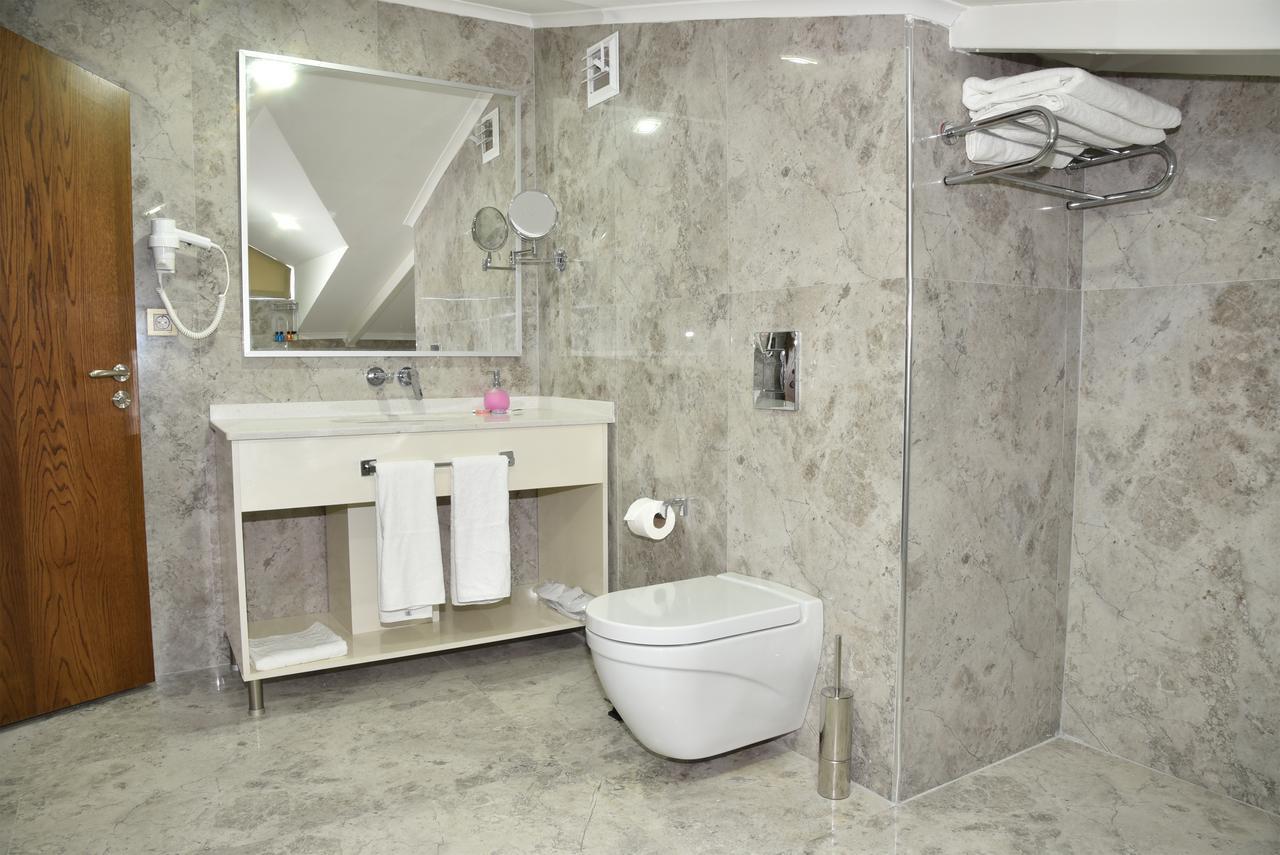 Doppelzimmer mit Balkon