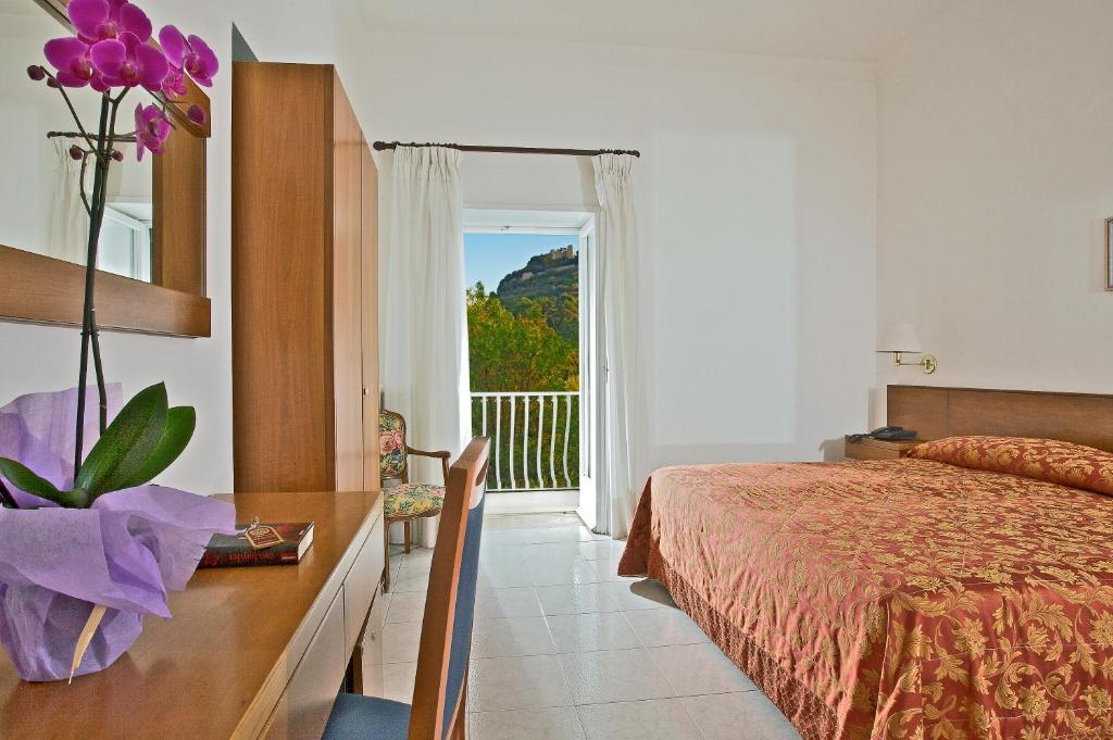 Standard Double Room,1580414763:JPEG