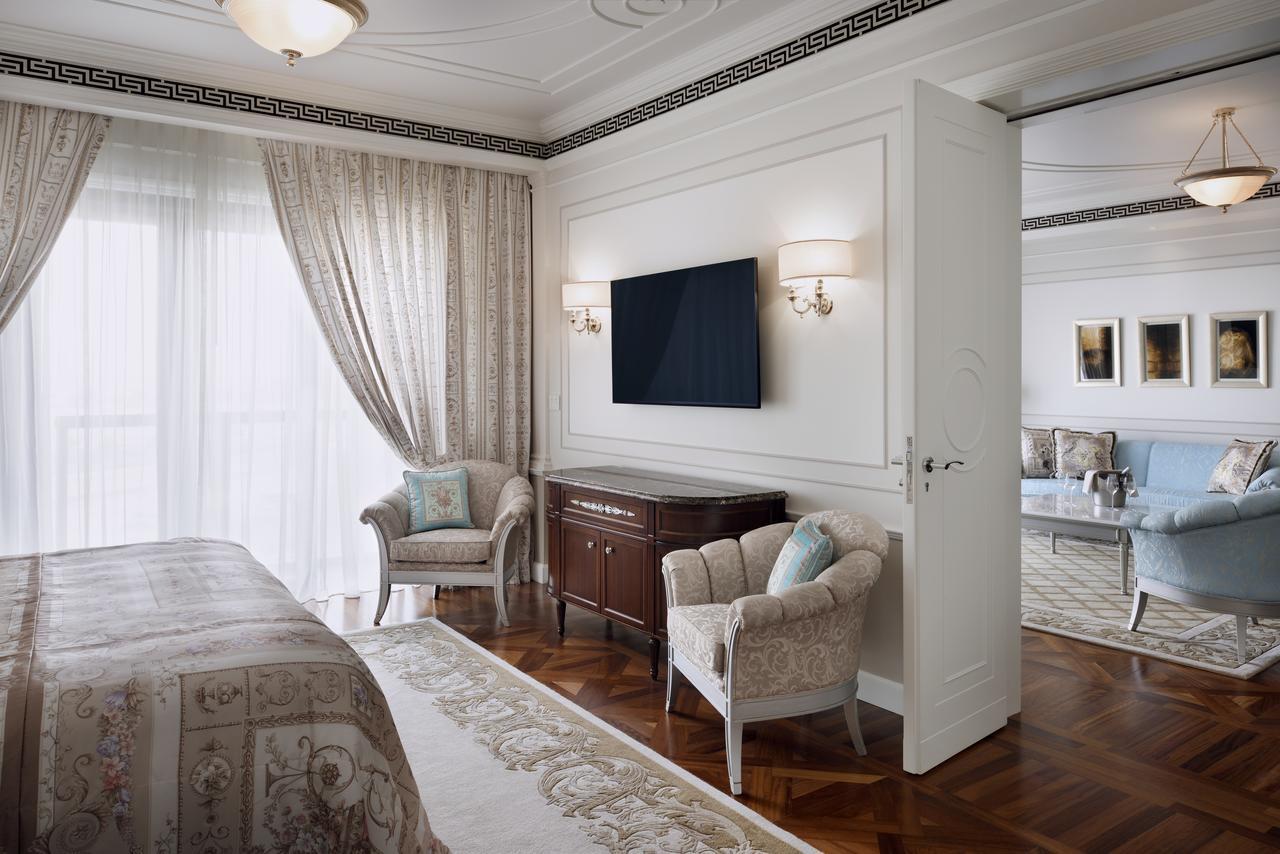 Grand Suite with City View - Guaranteed Upgrade to next room type, 4pm Late Check-out (subj. to availability), 50% F&B (excl. Q's, Brunch, In room dining), Spa Buy 1 Get 1 (subj. to availability), valid until 31-08-2026 (excl. public holidays)