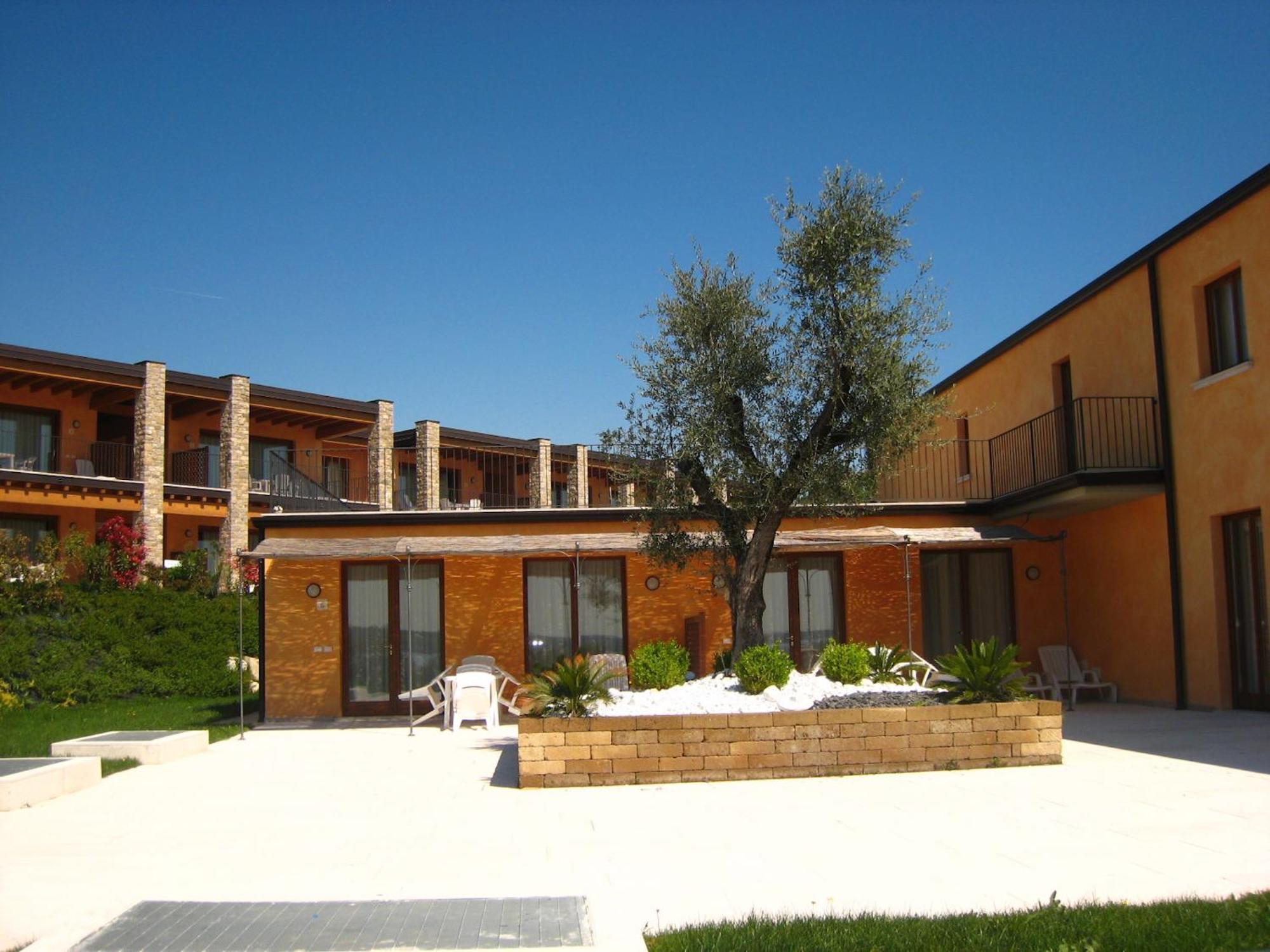 Kleines Standard Apartment mit 2 Schlafzimmern und Blick auf den See