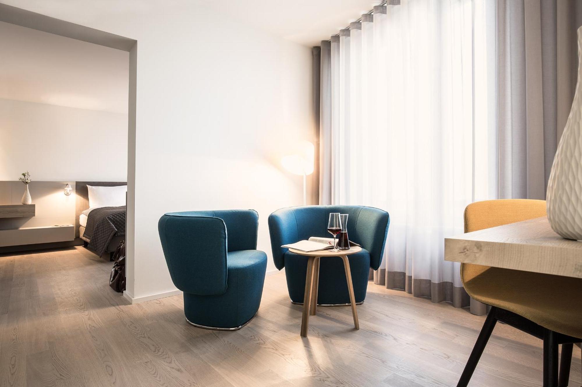 Junior Suite,711245899:JPEG