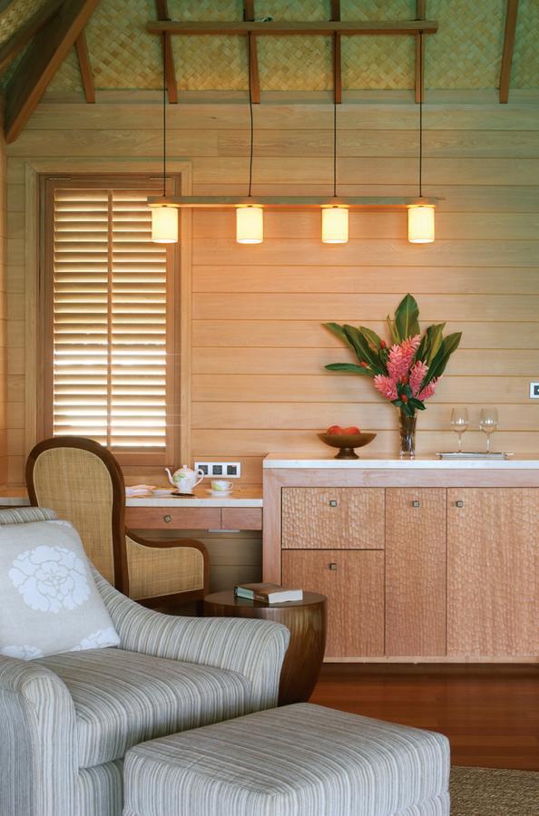 Bungalow Suite auf dem Wasser mit 1 Schlafzimmer, Lagunenblick und Tauchbecken