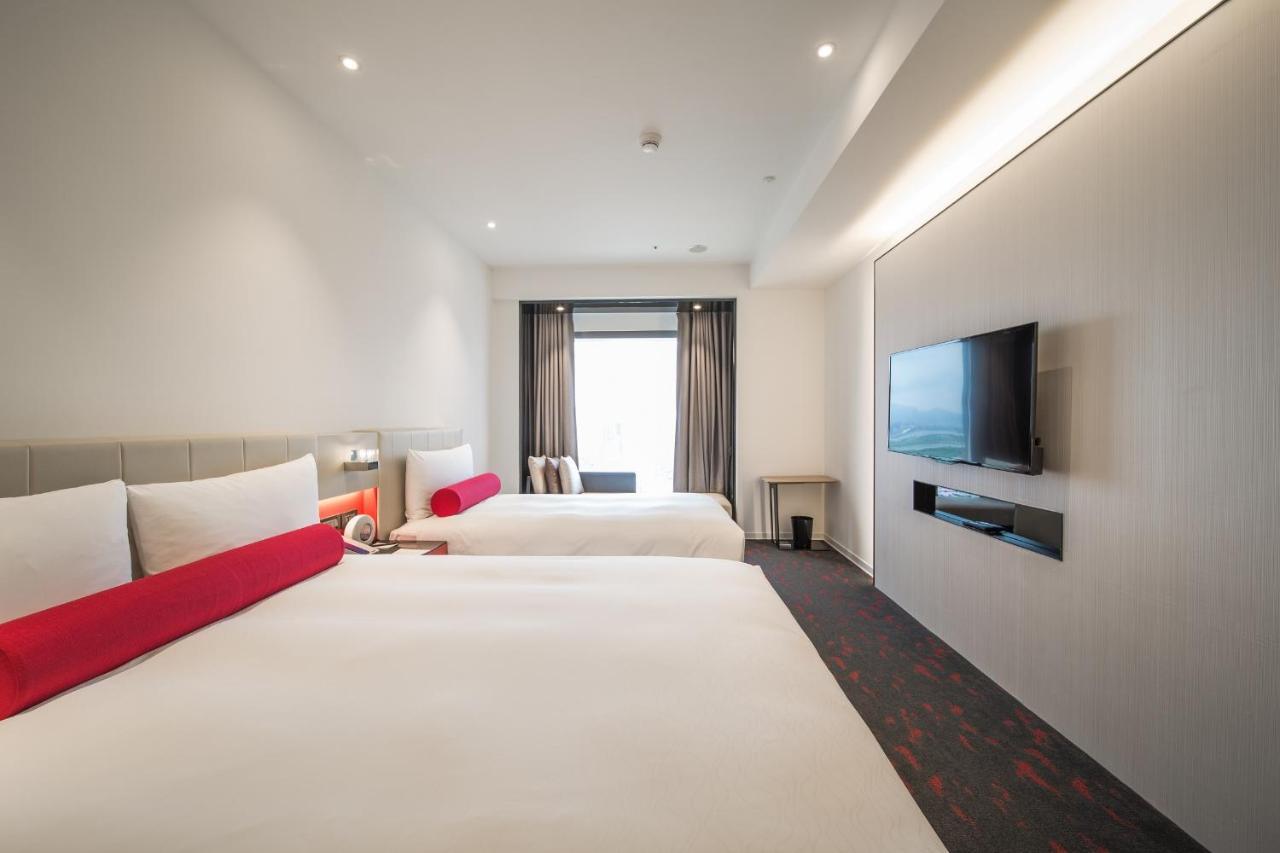 Triple Room City View,697235736:JPEG