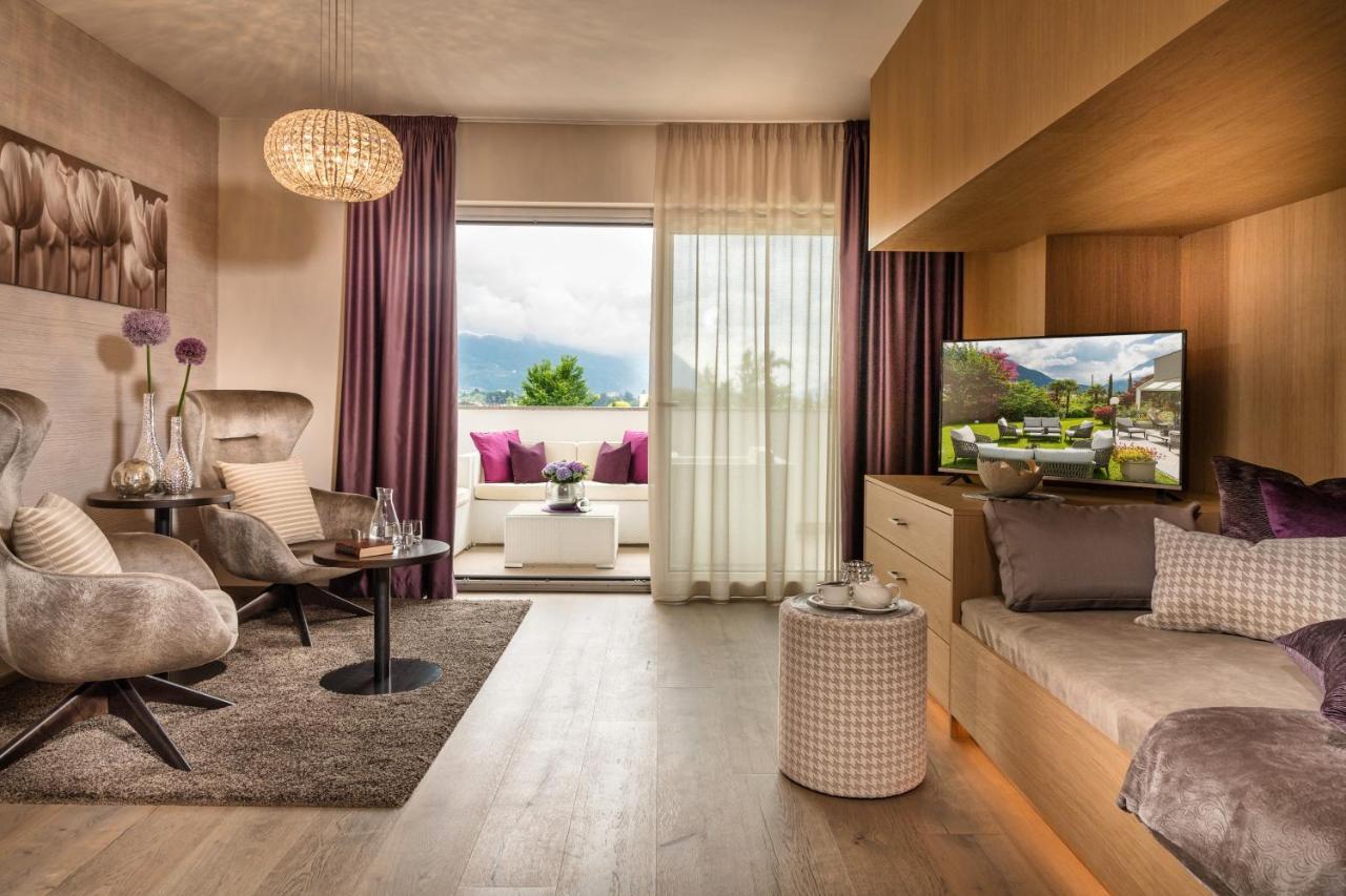 Suite with Garden View,992995819:JPEG