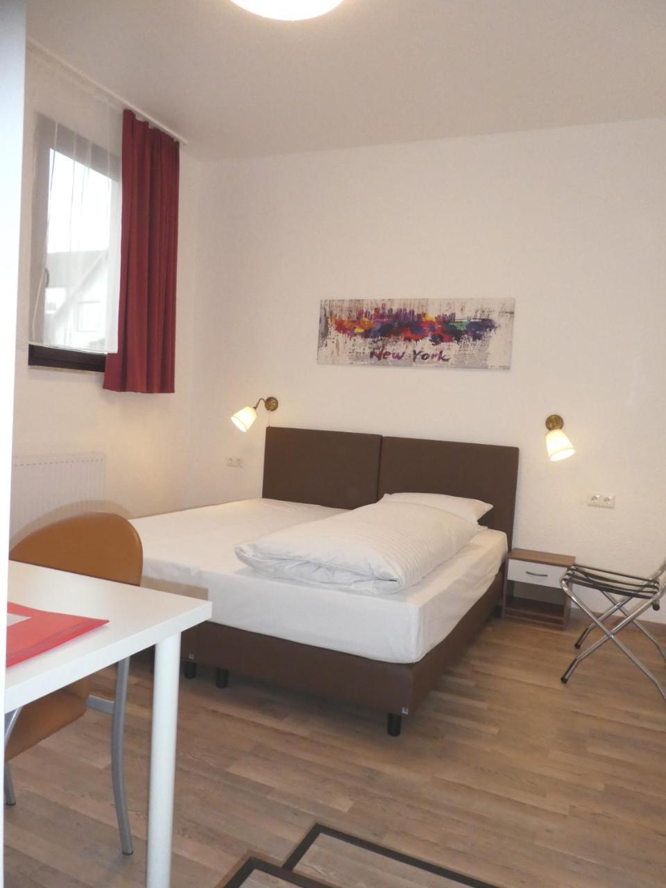 Standard Queen Room,544598481:JPEG