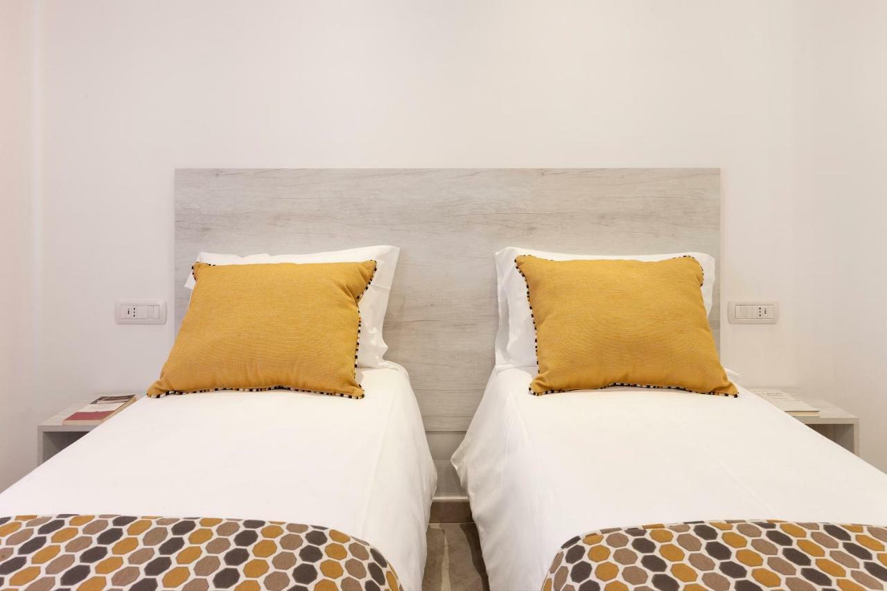 Doppel-/Zweibettzimmer mit eigenem Bad