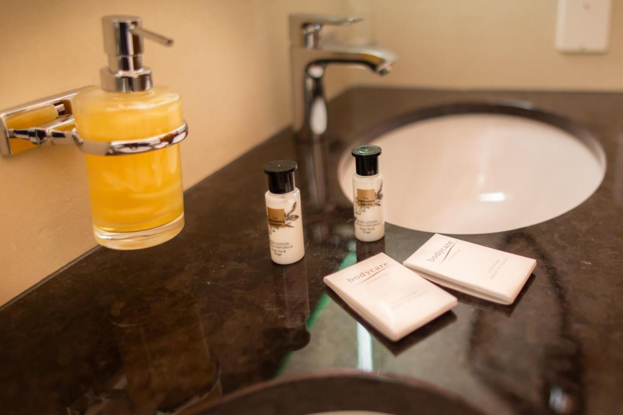 Double Room with Panoramic Matterhorn View,929214361:JPEG