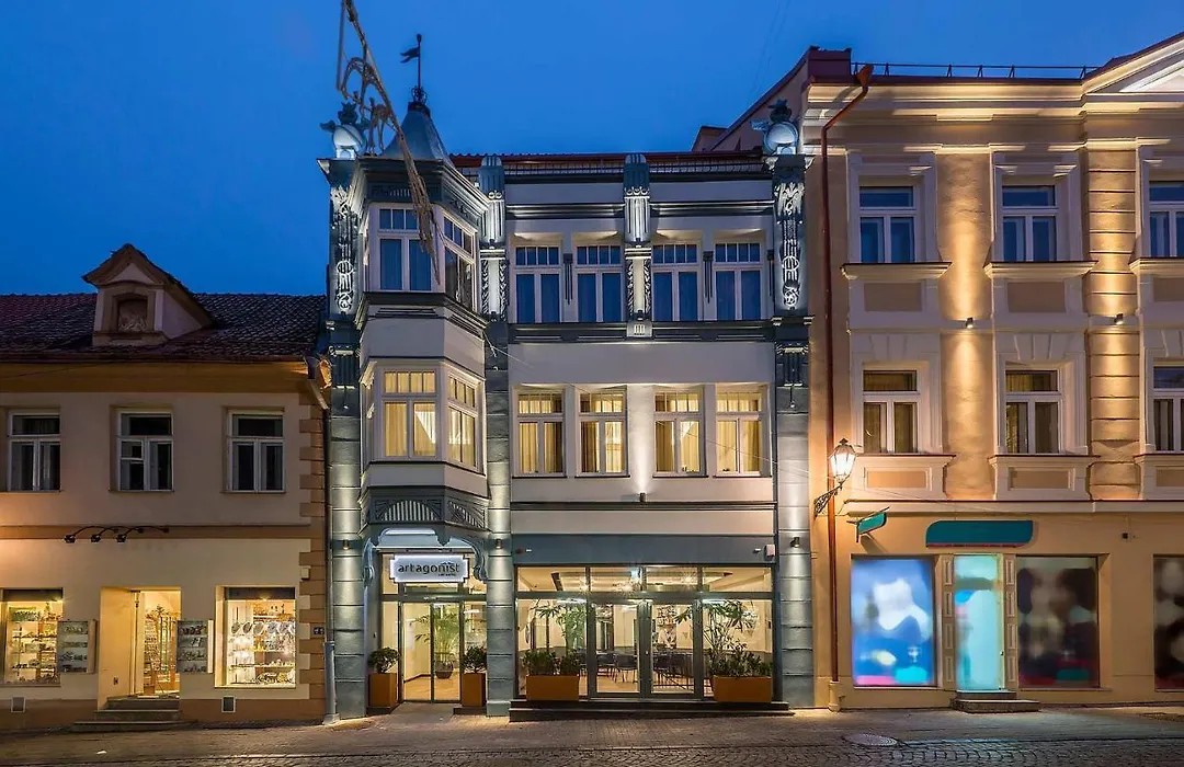 Artagonist Art Hotel-1