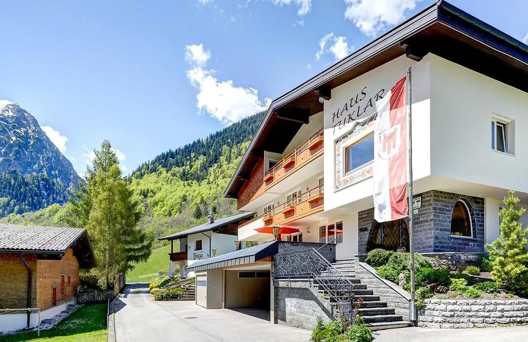 Haus Tuklar-1