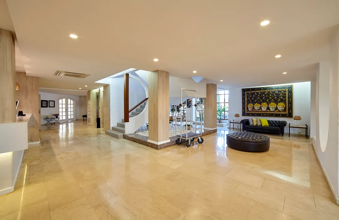 Hotel Tres Torres-1