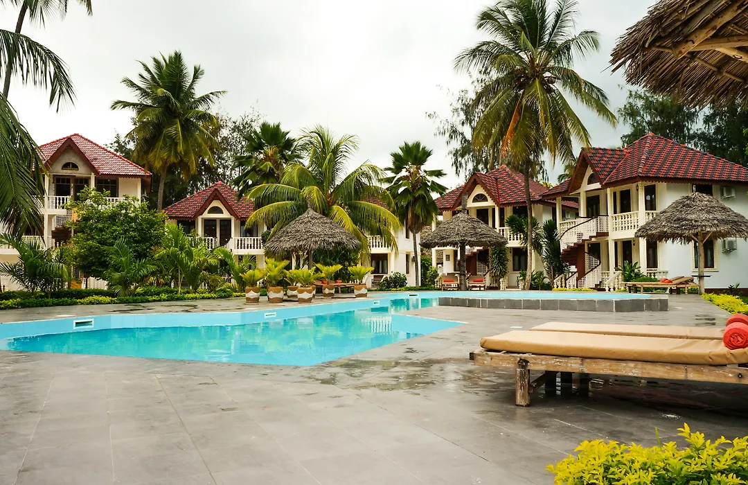 Smiles Beach Hotel-1