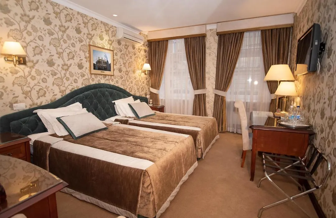 Swiss Hotel-1