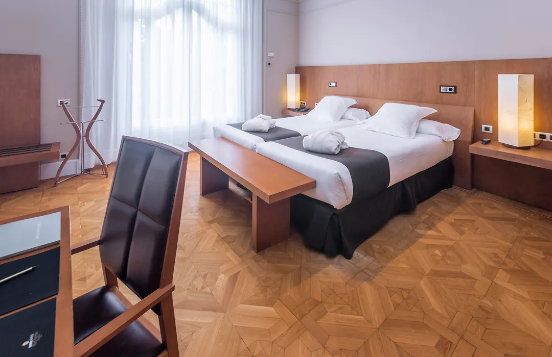 Hotel Serhs Rivoli Rambla-1