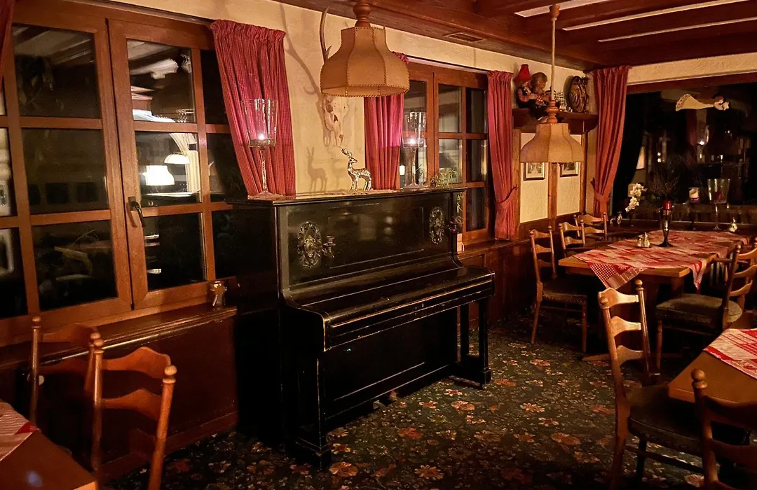 Hotel zum Forsthaus-1