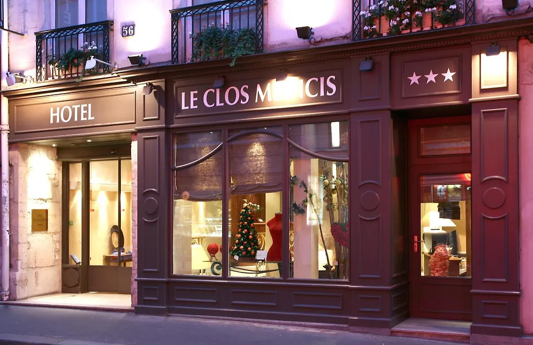 Le Clos Medicis-1