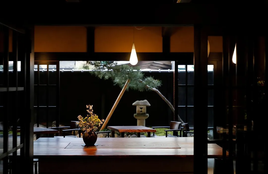 Kyomachiya Ryokan Sakura Urushitei-1
