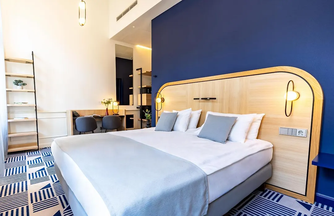 Hotel Oktogon Haggenmacher by Continental Group-1