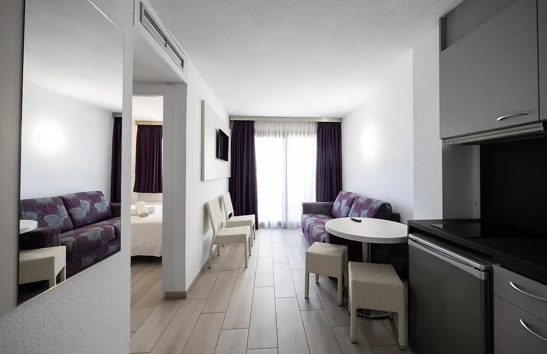 Aparthotel Miami Park-1