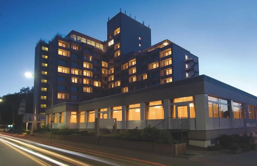 H4 Hotel Frankfurt Messe-1