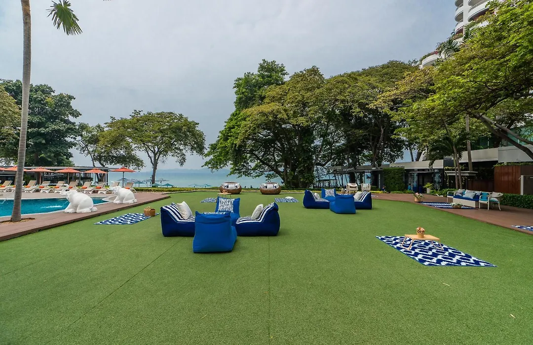 Cosy Beach Hotel - Sha Extra Plus-1