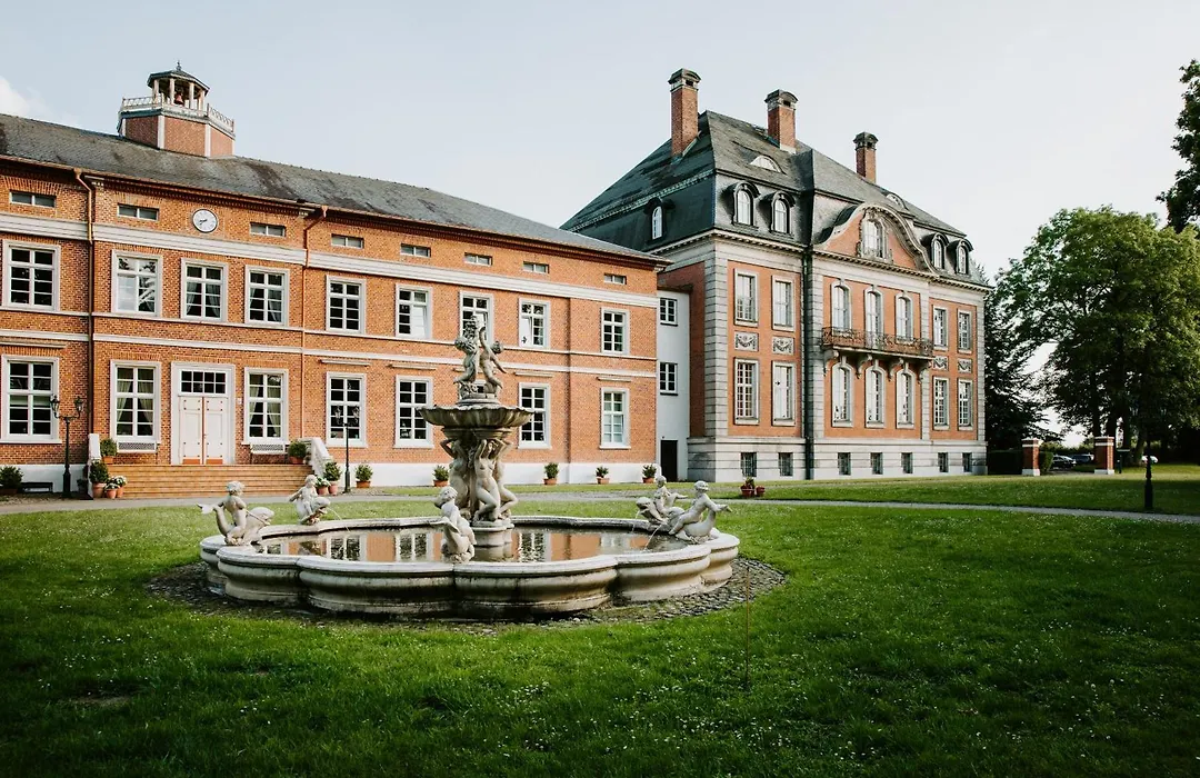 Schloss Karow-1