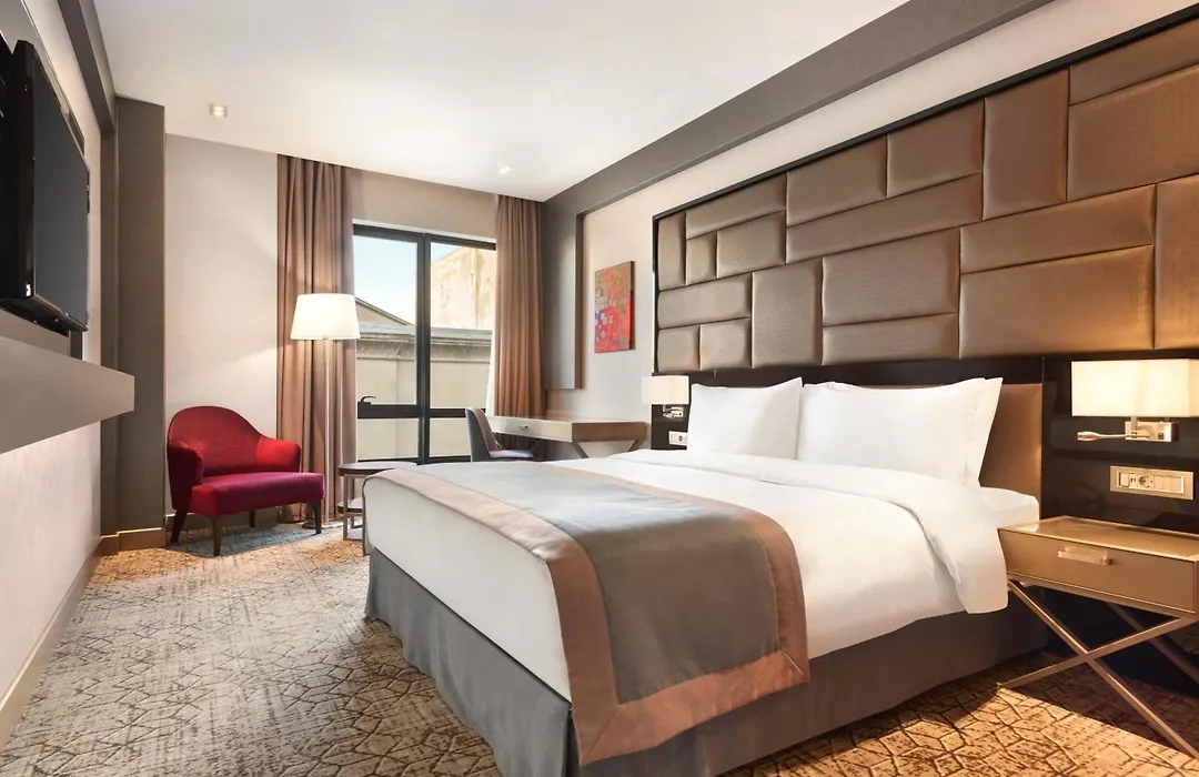 Wyndham Grand Tbilisi-1