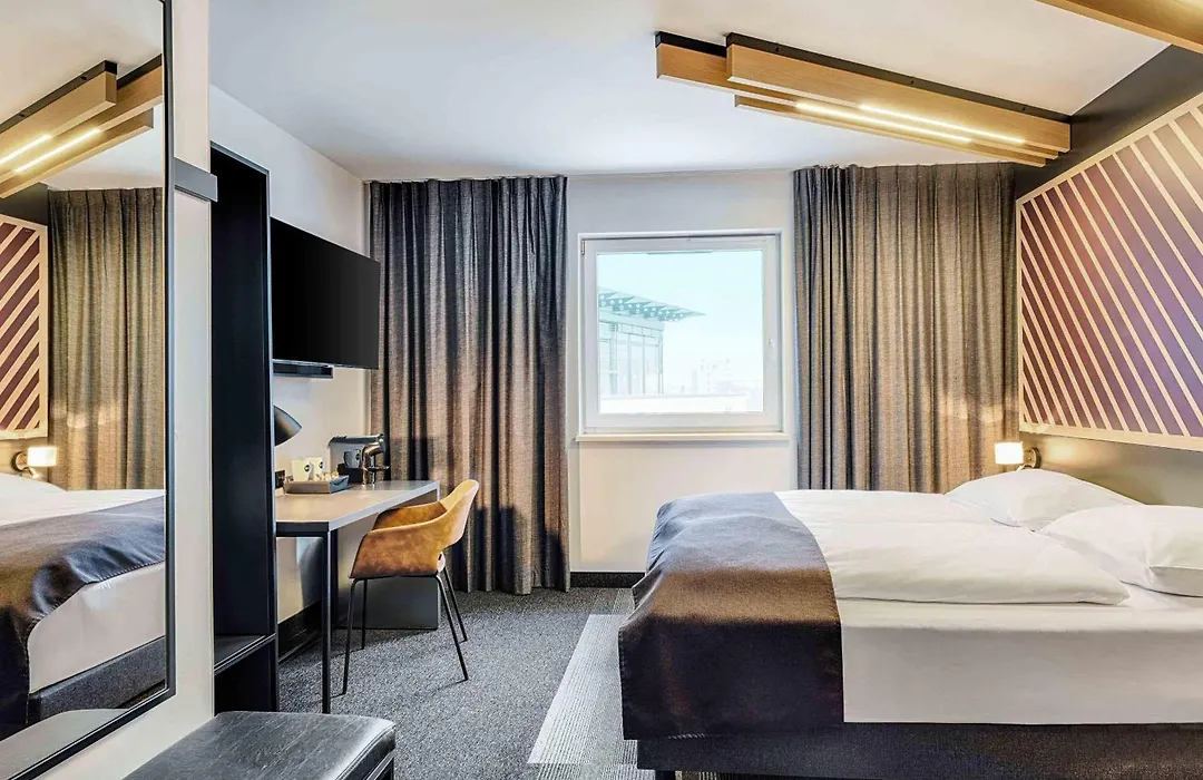 B&B Hotel Bonn-West-1