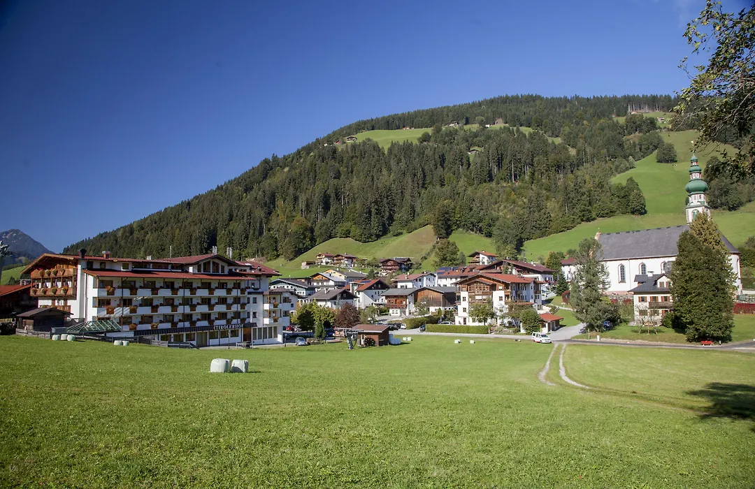 Landhotel Tirolerhof-1