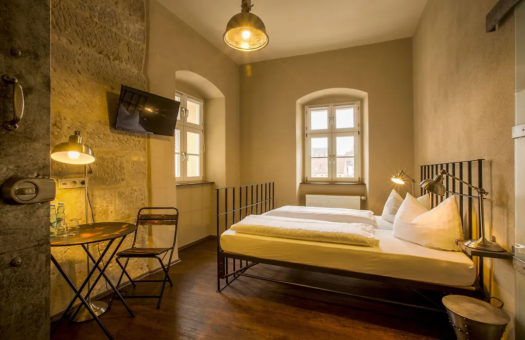 Knast-Hotel Fronfeste-1
