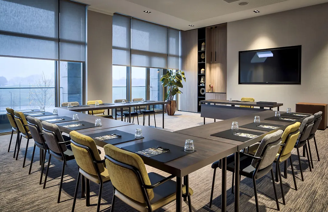 Van Der Valk Hotel Tilburg-1