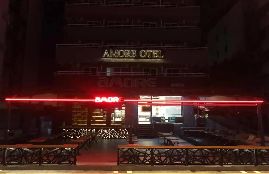Hotel Amore-1