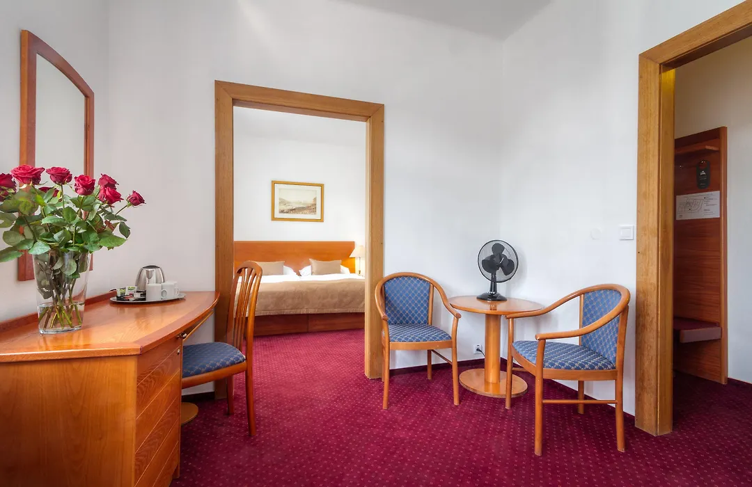 Hotel Harmony-1