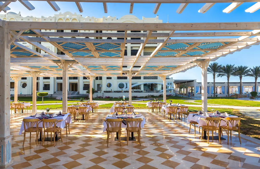 Gravity Hotel & Aqua Park Sahl Hasheesh Families And Couples Only-1