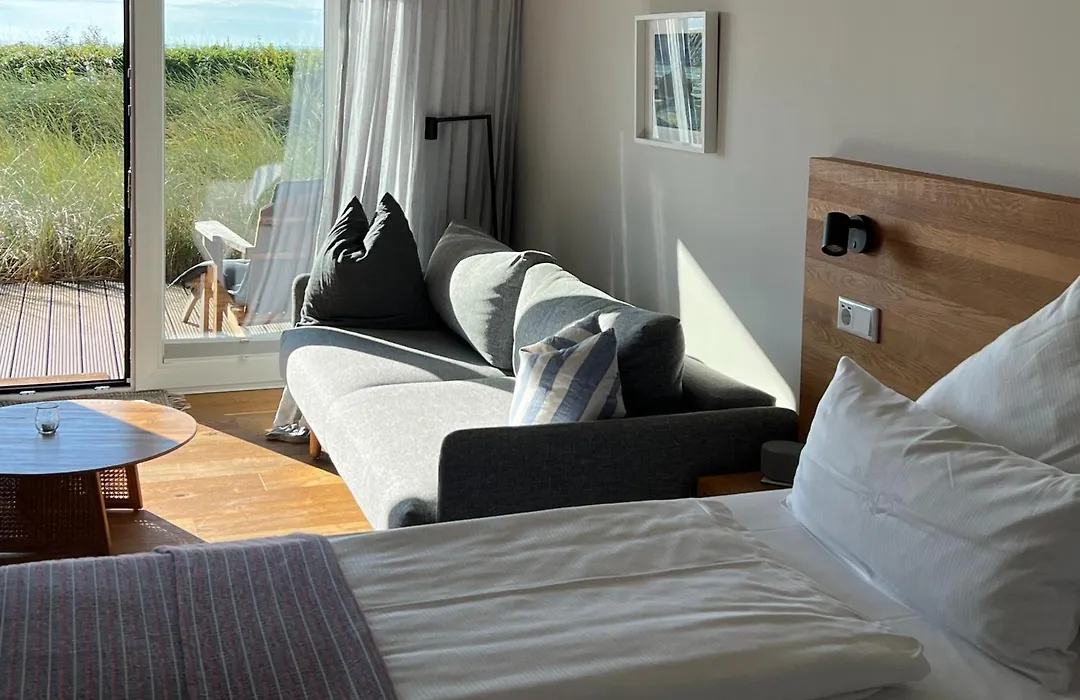 Ostsee-Strandhaus-Holnis-1