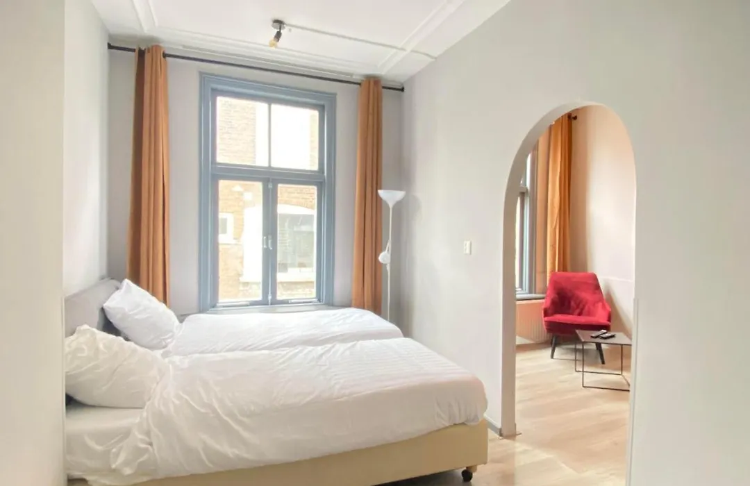 Hotel Bridges House - Delft City Centre-1