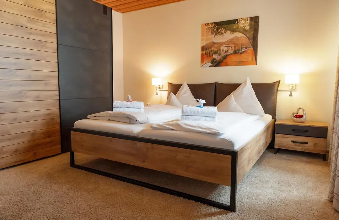Hotel Restaurant Krone&Wellness - Schopfheim-1