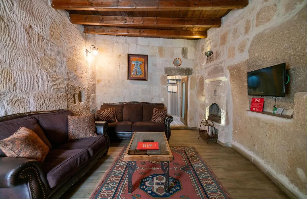 Divan Cave House-1