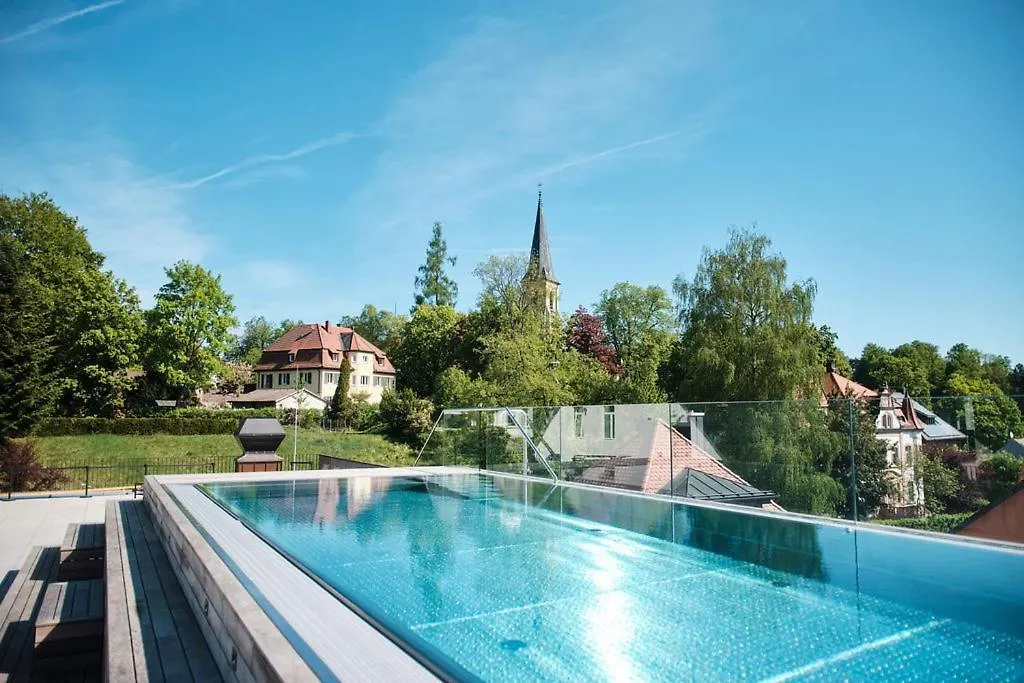 4K - mit Roofttop-Pool-1