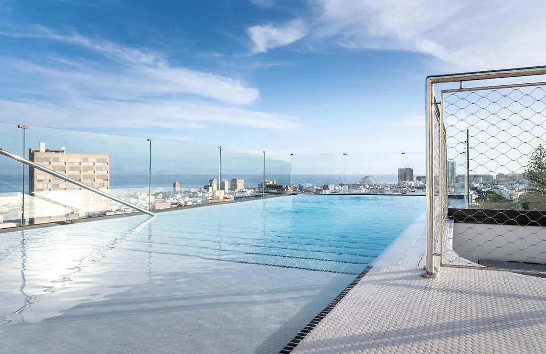 Barcelo Santa Cruz Contemporaneo-1