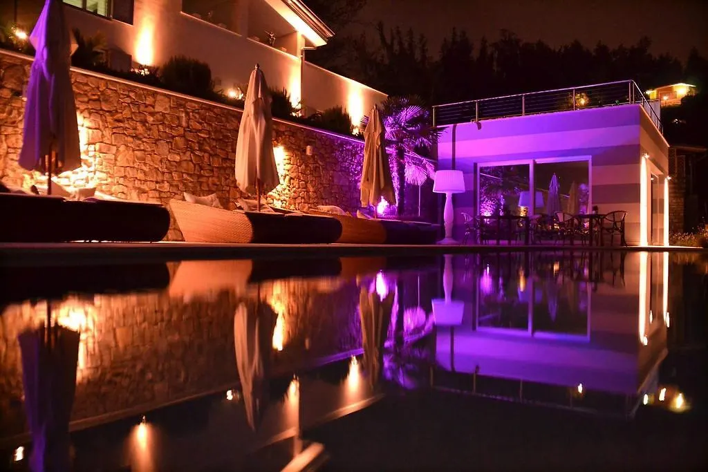 Zeno Suites-1