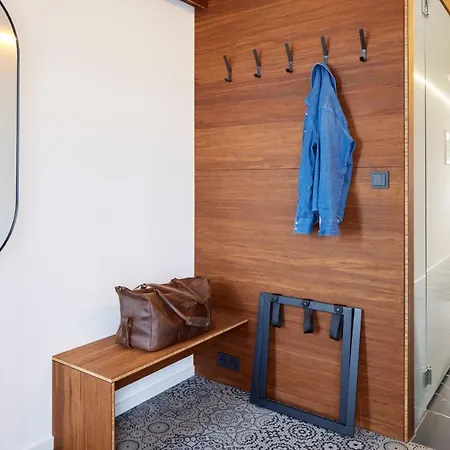TIN INN Montabaur l einfach gut - Nachhaltiges Hotel aus Überseecontainern-2