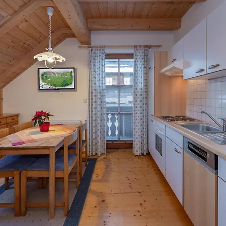 Schullerhof-2
