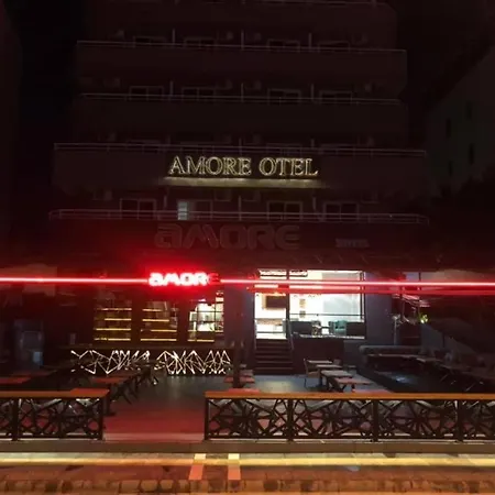 Hotel Amore-2