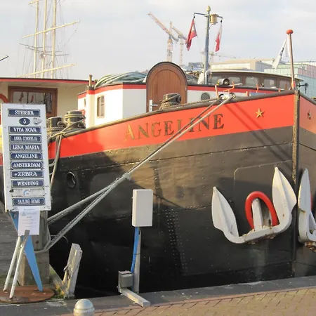 Hotelboat Angeline-2