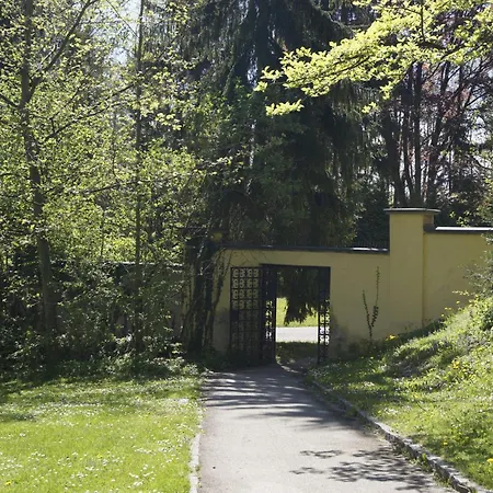 Schloss Puchberg-3