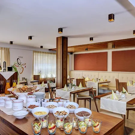 Garni Apparthotel St Valentin-2
