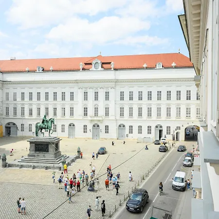 Palais Palffy Apartments Vienna-2
