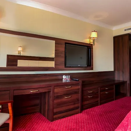 Doris Spa-3