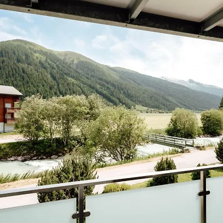 Hotel Furka-3