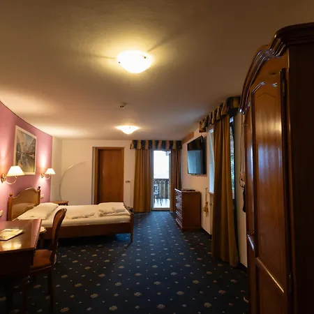 Hotel Marlingerhof-3